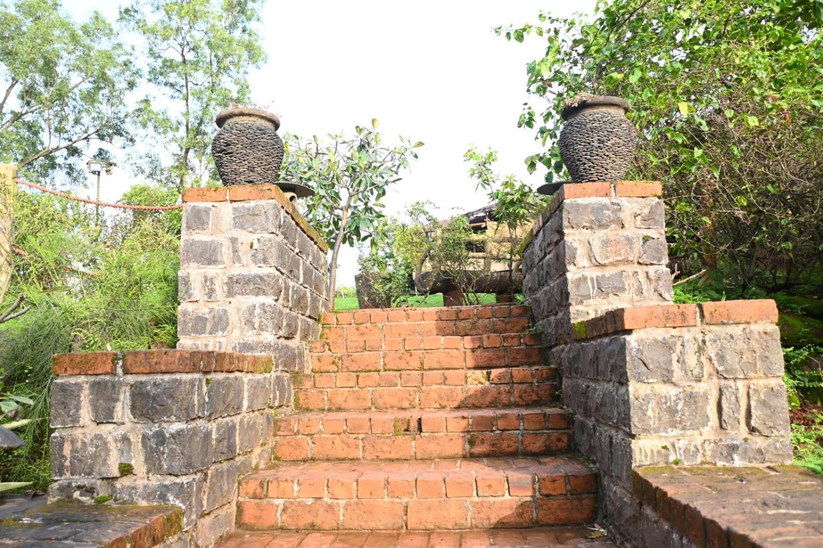 Bamboo And Bricks Resort Welhe Exterior foto