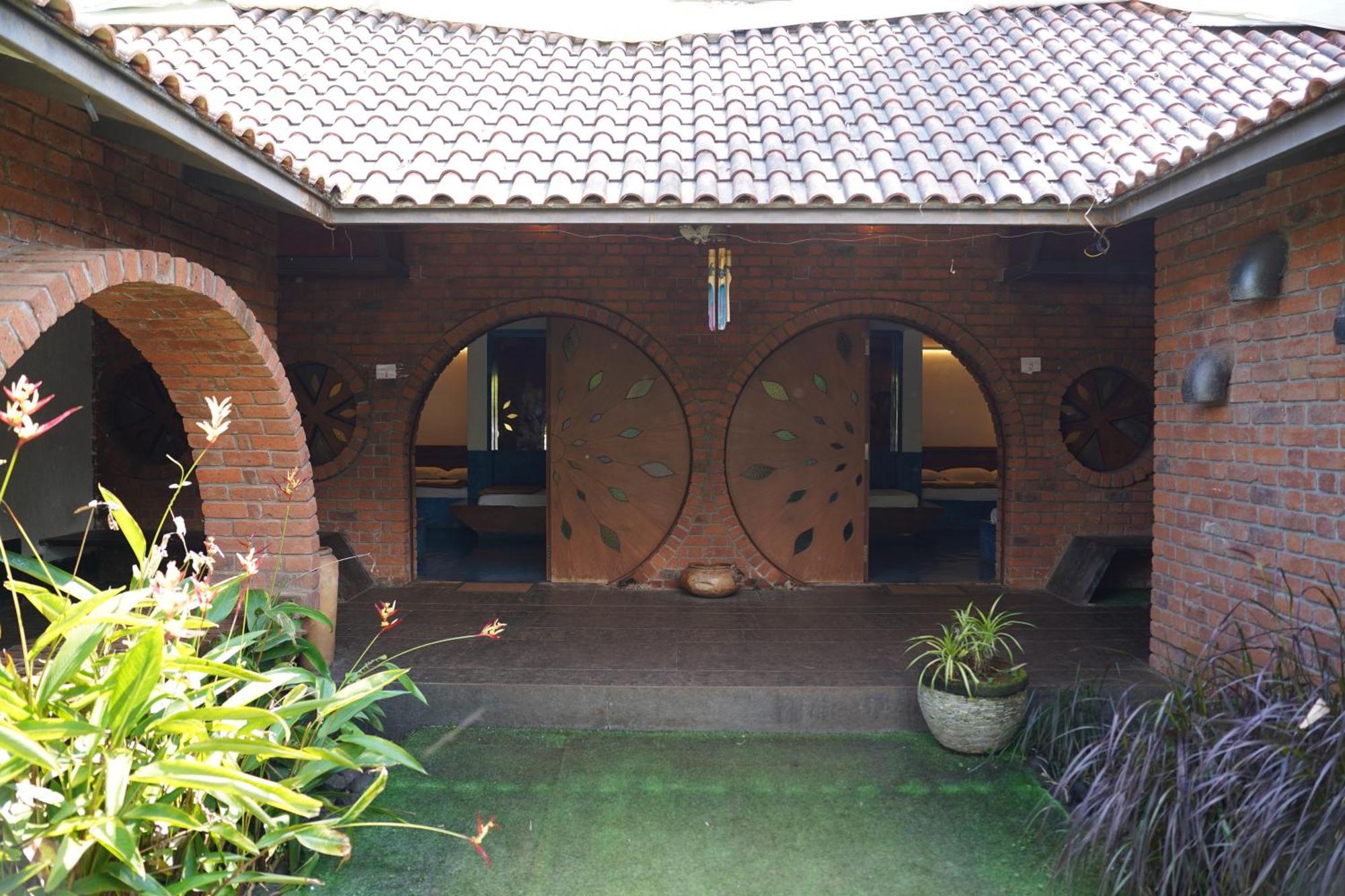 Bamboo And Bricks Resort Welhe Exterior foto